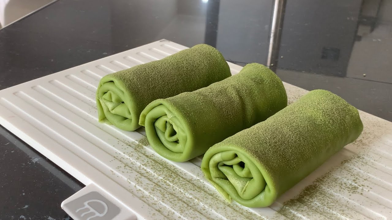 Matcha Mille Crepe Roll Cake, dessert for matcha lovers