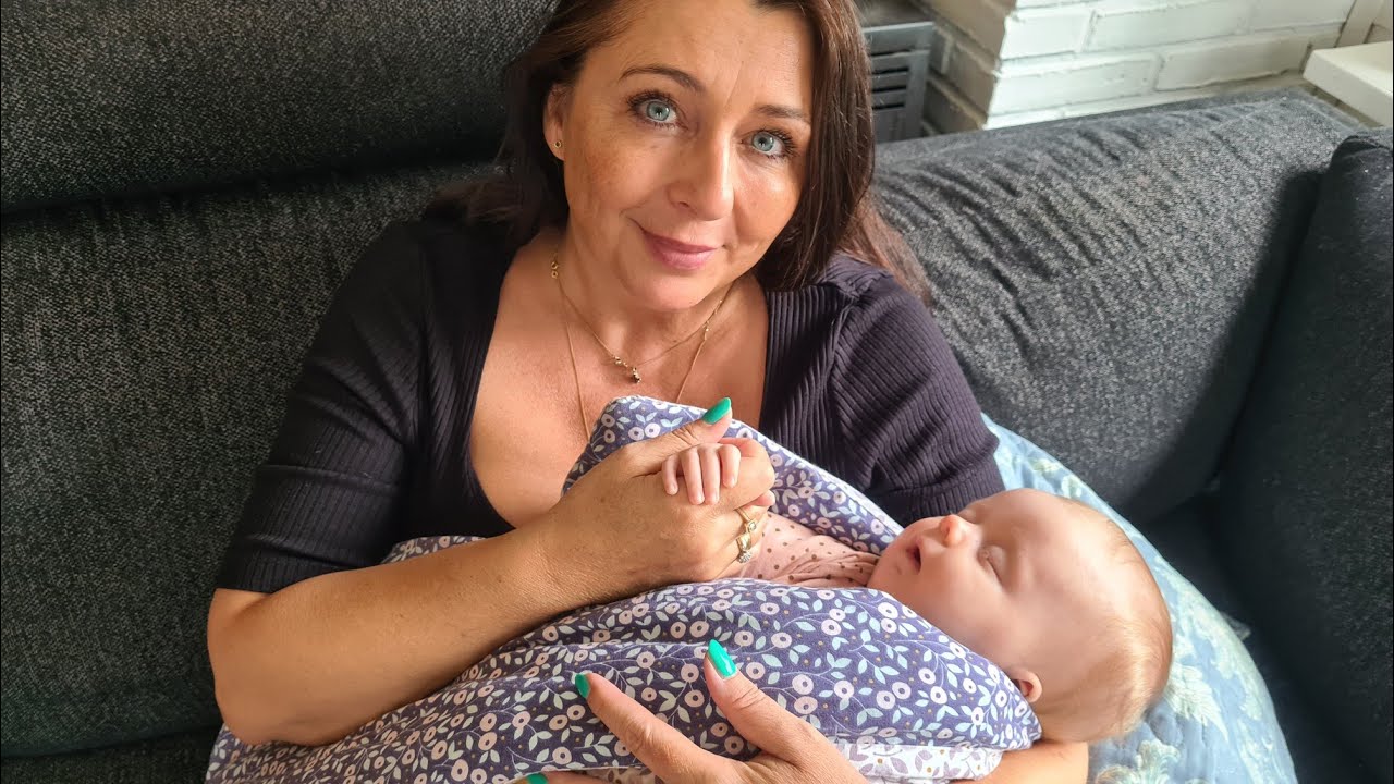ELLIE👶MÆNDENE ER TIL POLTERABEND FOR MARTIN🤗