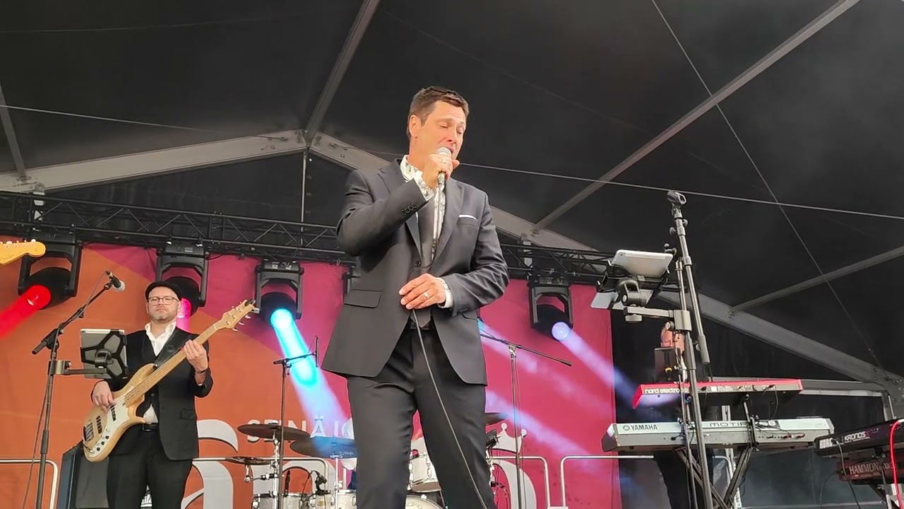 Tomi Markkola  Sinut haluaisin