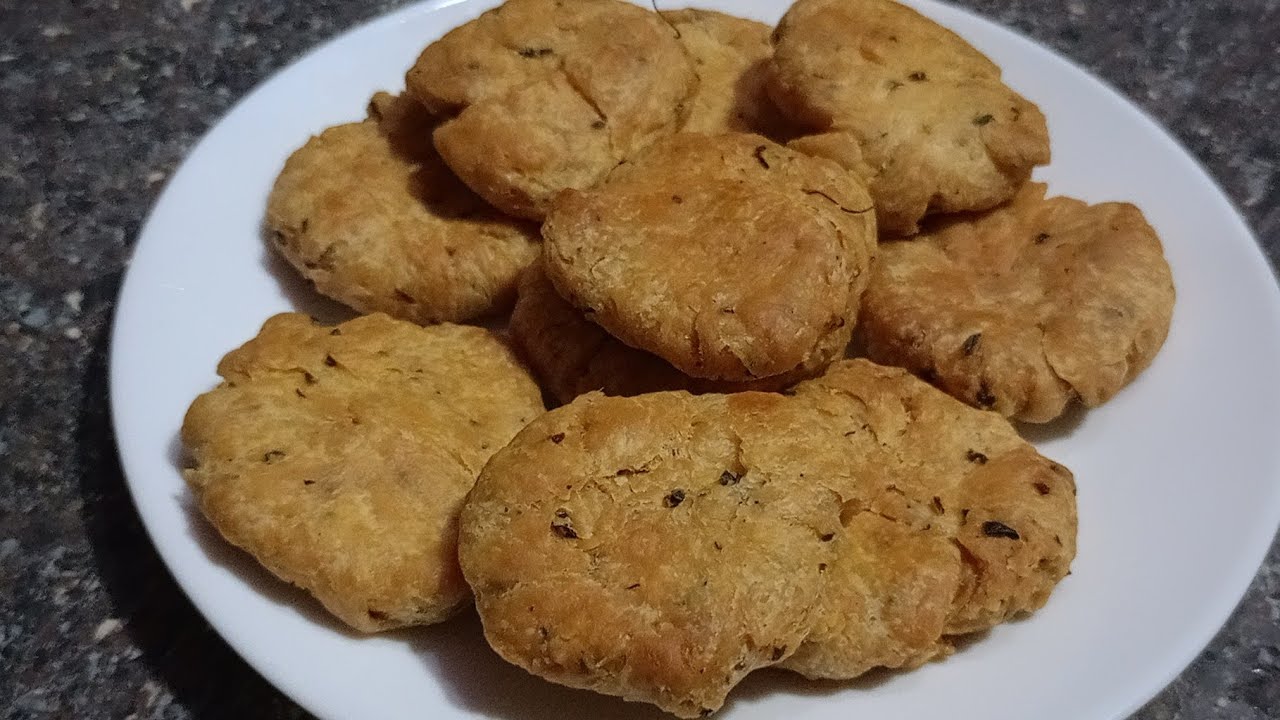 Crunchy Methi Mathri Recipe | फेनुग्रीक हरी मेथी की क्रिस्पी मठरी | Snack Hindi