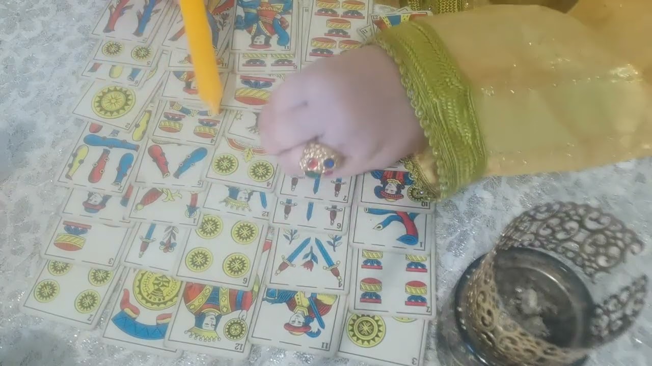 قراءة جديدة🕯️كشف خطيير طالعه فيه لاله ميرا 💛💛أحسن فال للبنت الحنطية بالكارطة المغربية💃💃