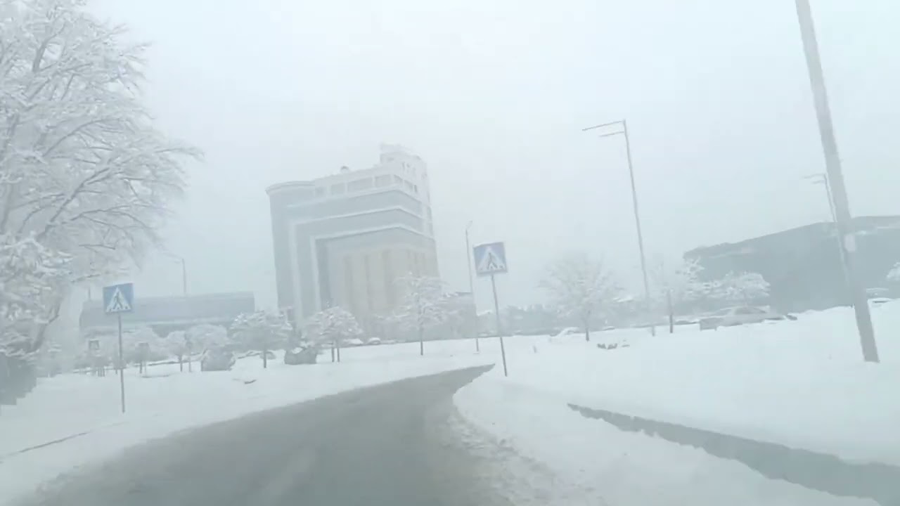 Yerevan 🇦🇲 heavy snow fall