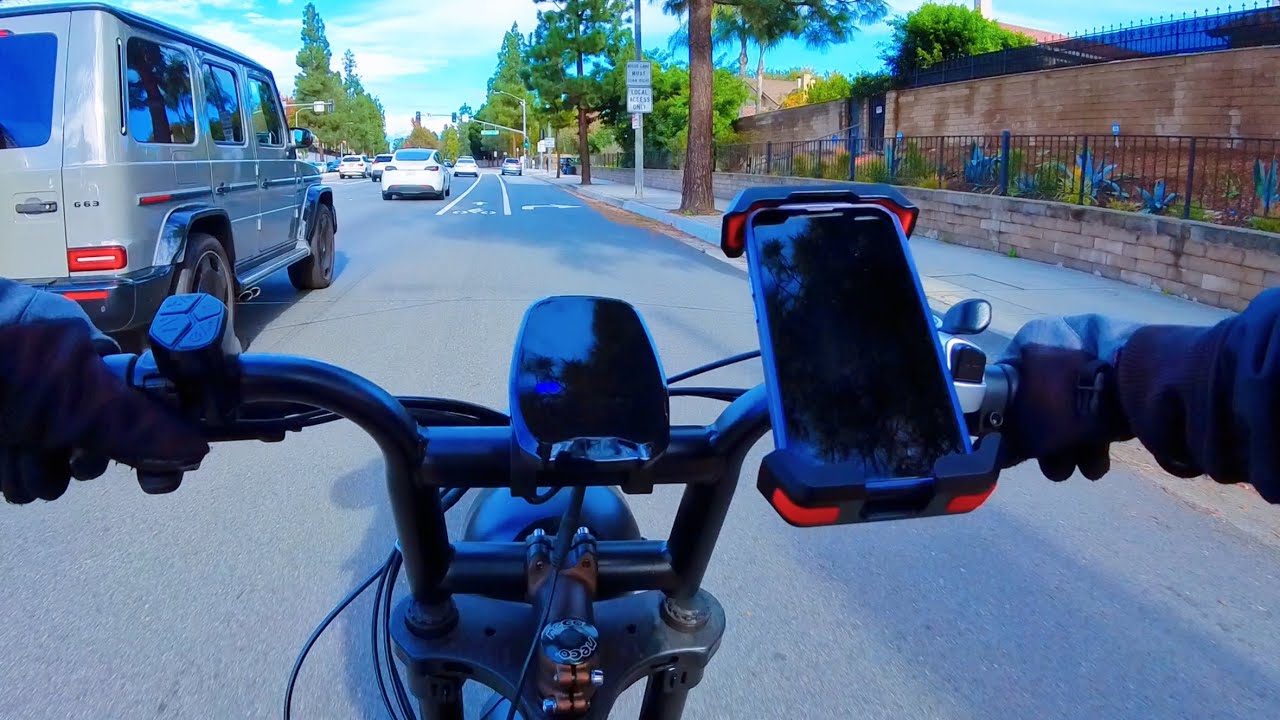 Школа езды на электровелосипедах домой, «Тако-вторник», 06.01.2026, Калифорния.