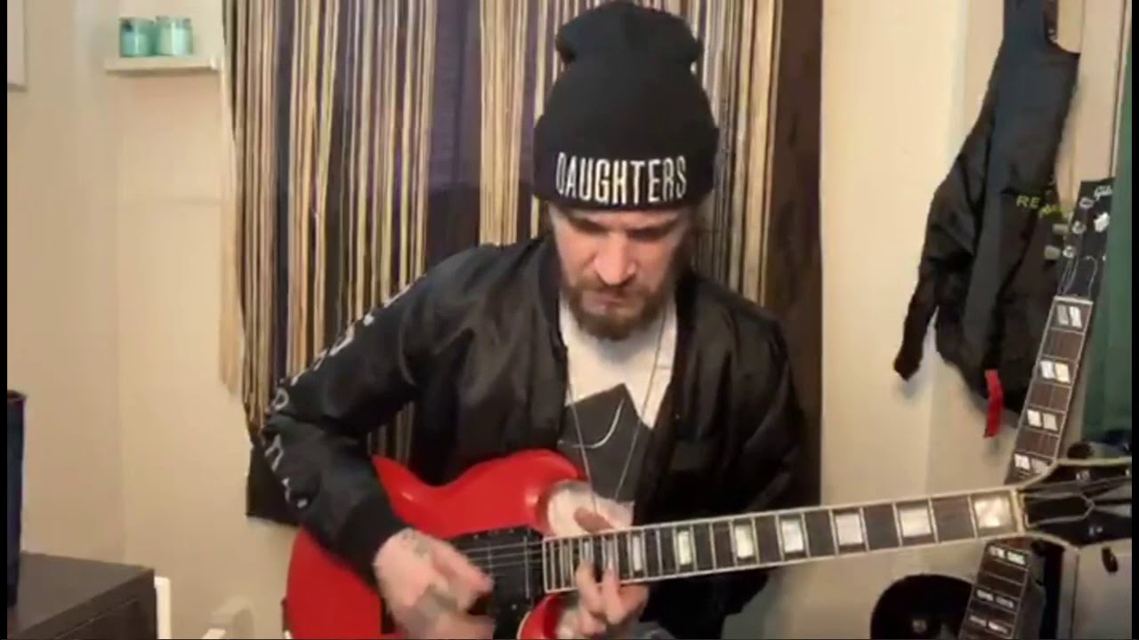 Thomas Erak - What Sound Does a Mastodon Make? (Live on the Quaranstream)