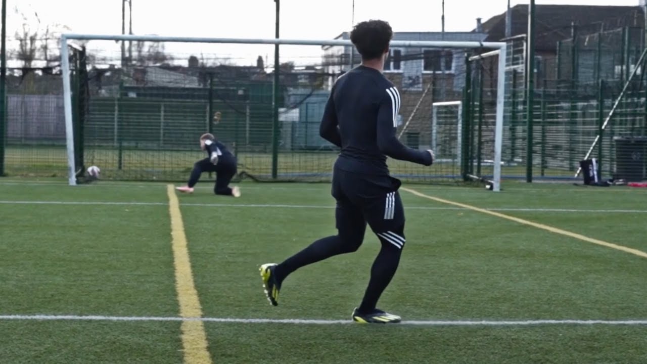 How To Improve Your Decision Making In Front Of Goal | Training Lessons
