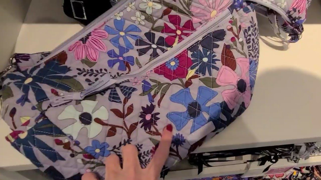 VERA BRADLEY Outlet! SALES! 50-70% PLUS 30/20% Off Additional! Many PRINT & STYLES!  Shop with Me!