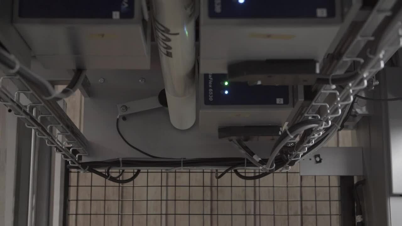 T2 integrates 3 Videojet DataFlex® 6530 Thermal Transfer Overprinters into it VFFS machine T2-701