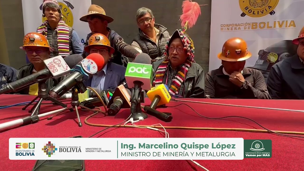 ENTREGA DE VOLQUETAS Y MAQUINARIA PESADA PARA LAS UNIDADES PRODUCTIVAS DE LA COMIBOL - POTOSÍ