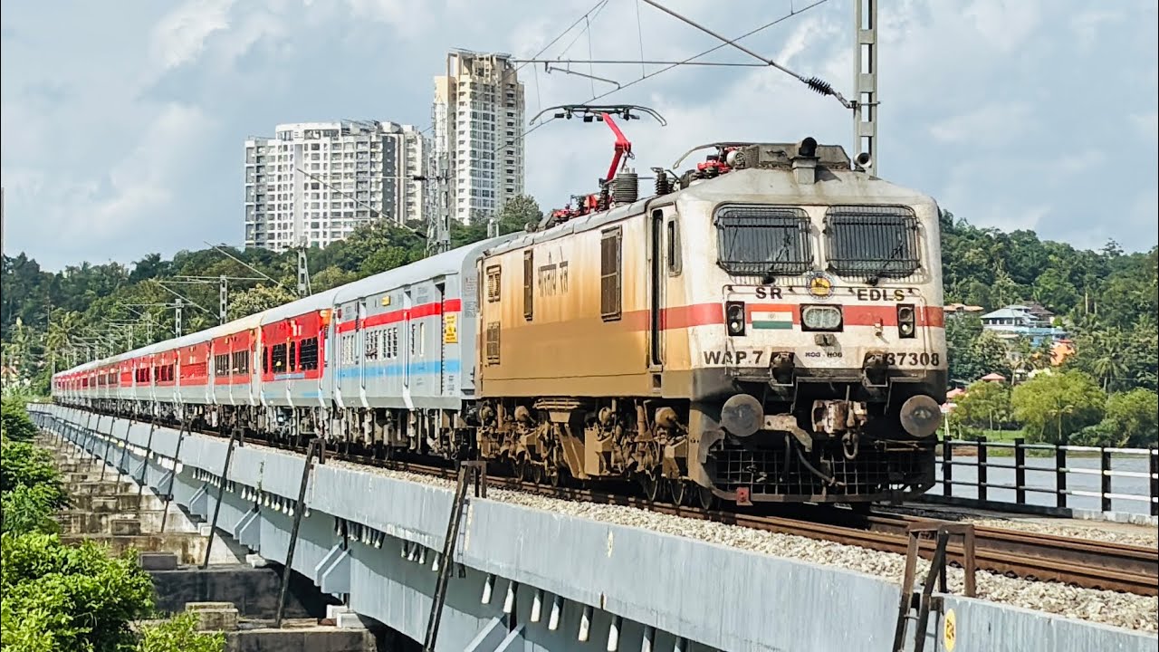First LHB run of Ernakulam Velankanni Express|New LHB coaches