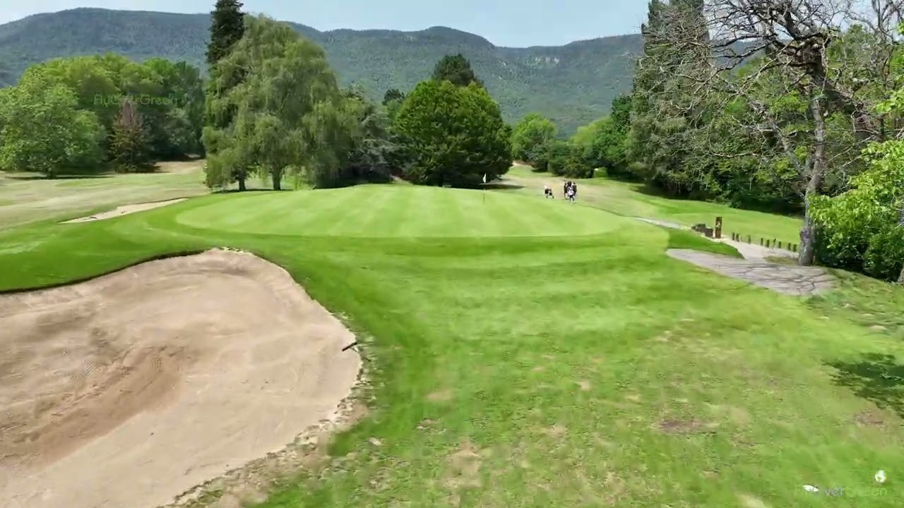 Golf de Divonne Les Bains - drone aerial video - Hole#02