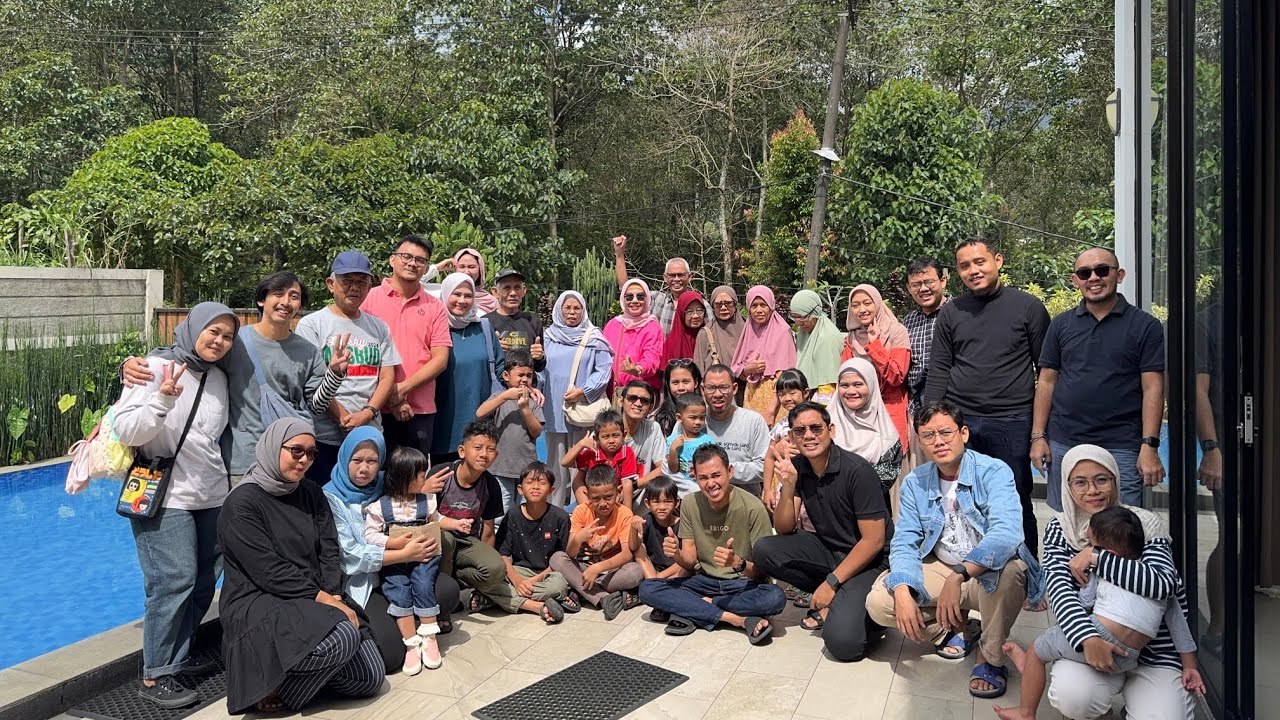 Villa Naqila Puncak | Kumpul keluarga seru sambil main games | Villa untuk family gathering 