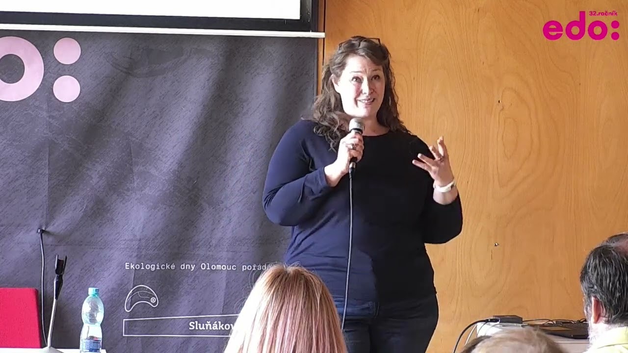 Zuzana Kostićov&aacute;: Co spojuje rozdělenou společnost &ndash; EDO 2022