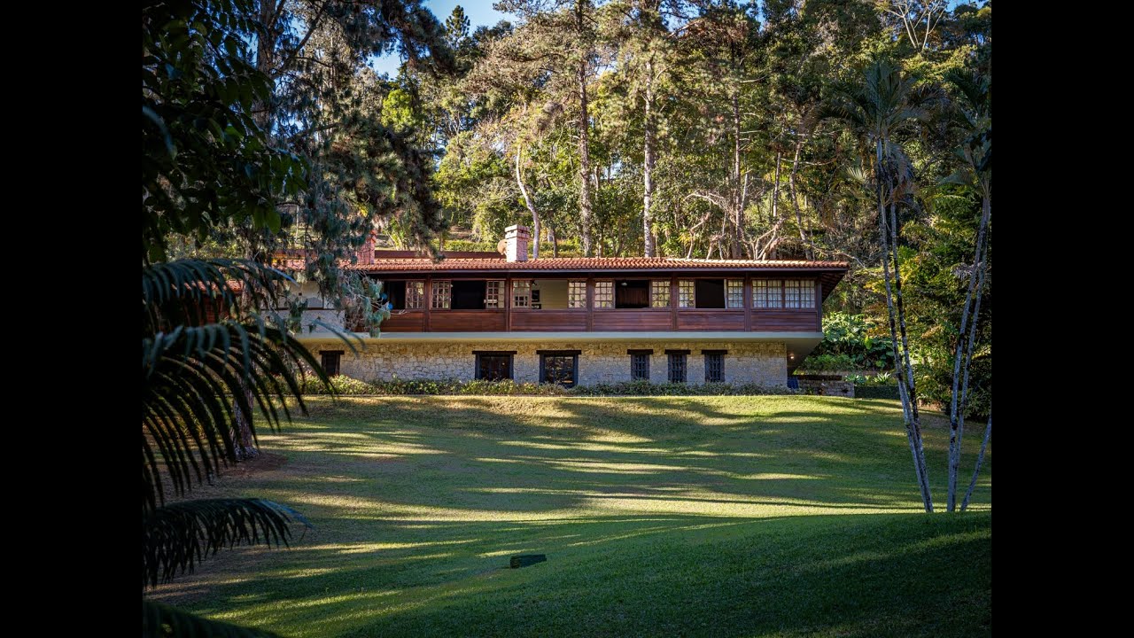 CA0171 - Charmosa e elegante propriedade em condomínio de alto padrão em Itaipava, Petrópolis/RJ