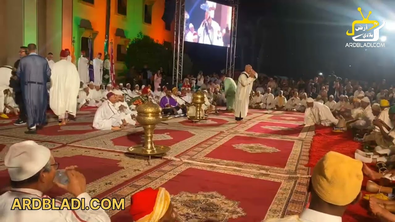 #مراكش أجواء الدقة المراكشية من أمام قصر البلدية المنظم من طرف المجلس الجماعي دخلو تشفو الأجواء