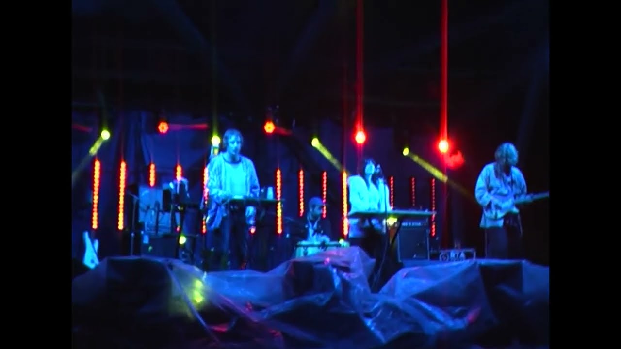 Saturns Drive - A Curious Carnival - Braille Satellite Festival