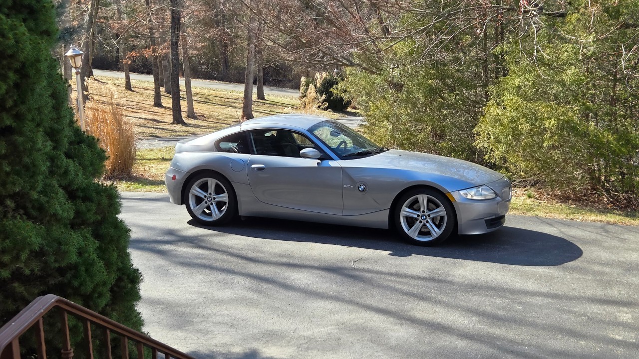POV BMW Z4 E86 Drive and Walkaround