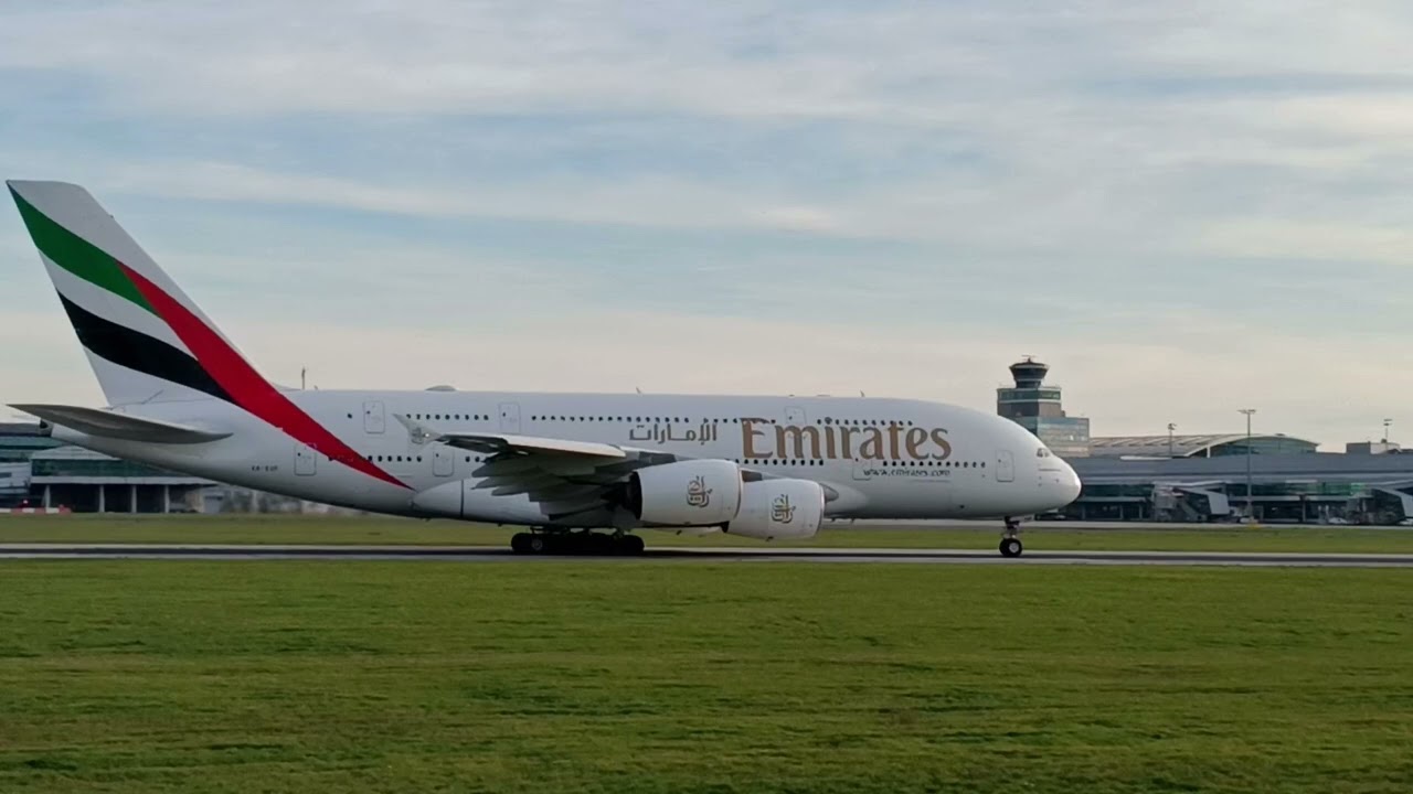 Airbus A380 LKPR