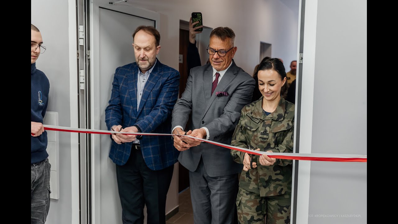 W PCKZiU w Pucku uruchomiono nowoczesną wirtualną strzelnicę. | kaszuby24.pl