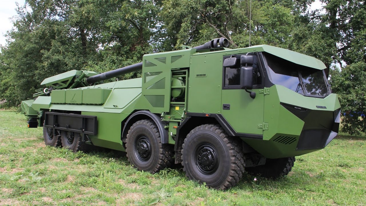 CAESAR 155mm 8x8 wheeled self propelled howitzer Nexter Systems France French defense industry