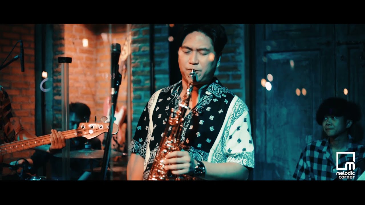 รักแรกพบ (Tattoo Colour) - PAE SAX [LIVE at The Sax Music House @ One Nimman Chiang Mai 11-03-21]