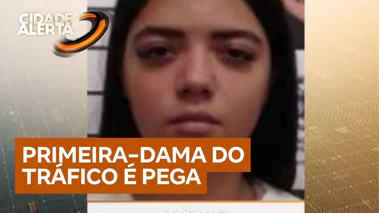 Mulher é presa por envolvimento com tráfico após o namorado ser morto na megaoperação do RJ