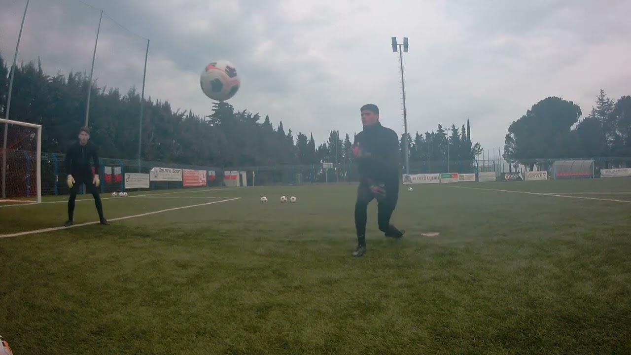 allenamento portieri chieti (4.3) goalkeeper training