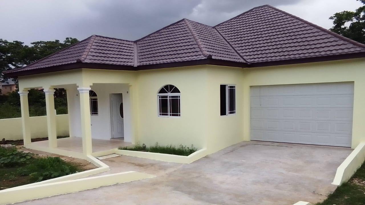 PRICE REDUCED 3 Bedroom 4 Bathroom House for sale at Olive Park, Santa Cruz, St Elizabeth, Jamaica