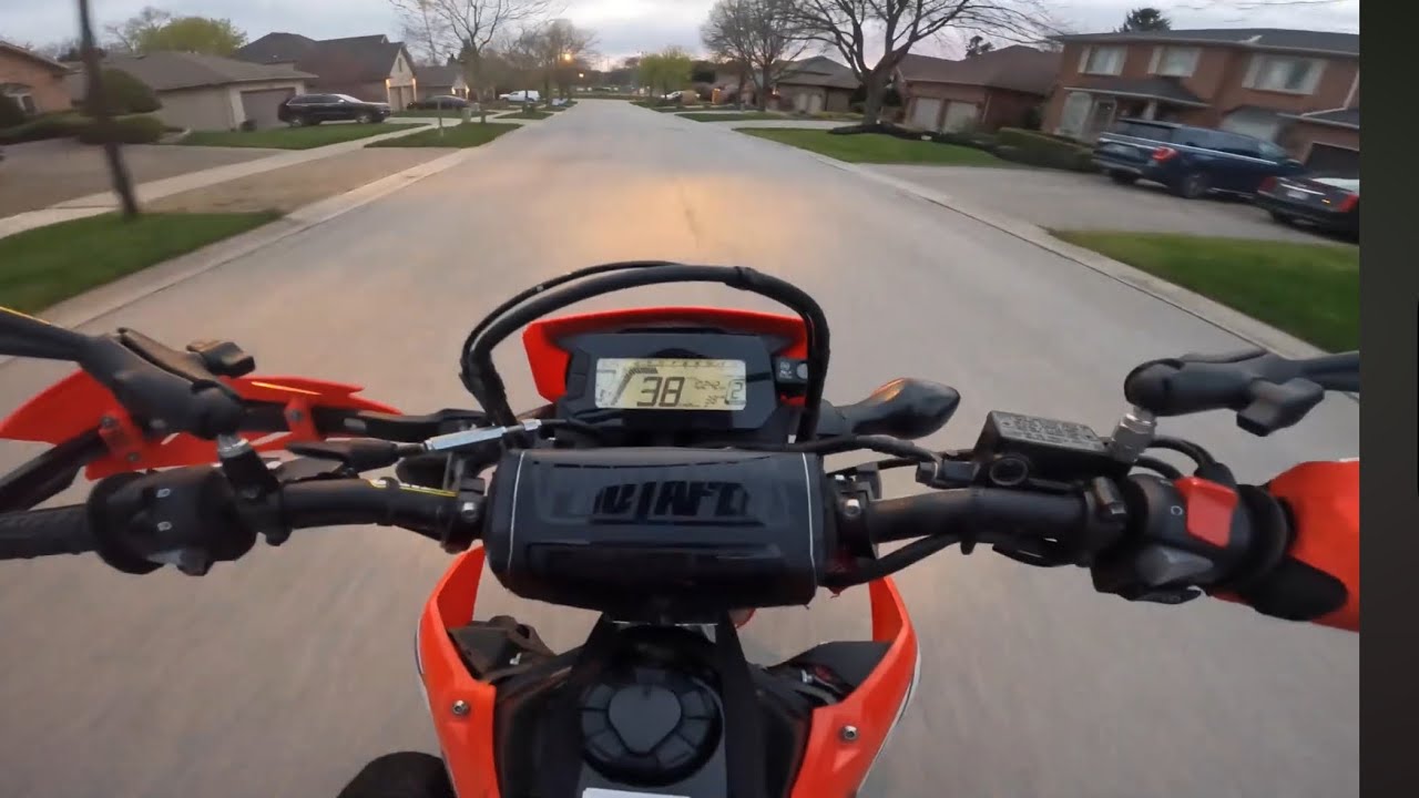 Honda Crf300L (Night Ride)