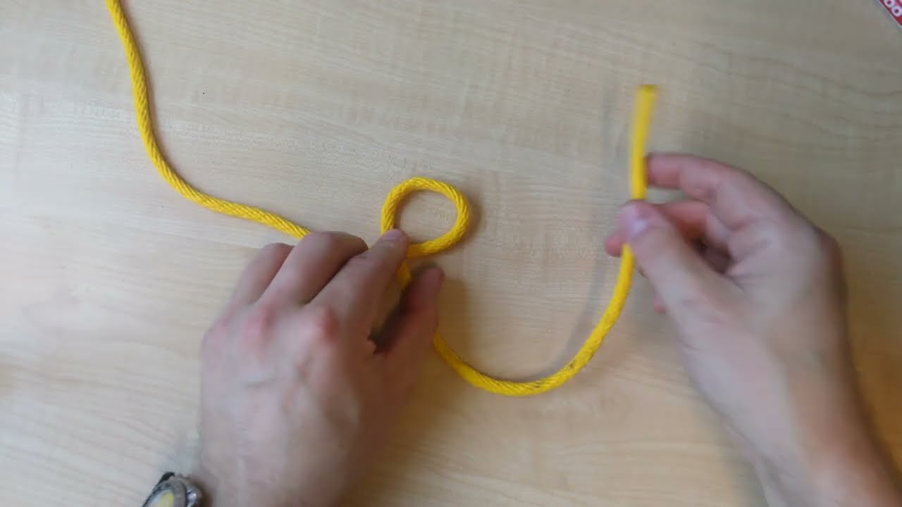 Nodul bowline sau bulin - O buclă care nu se strânge.