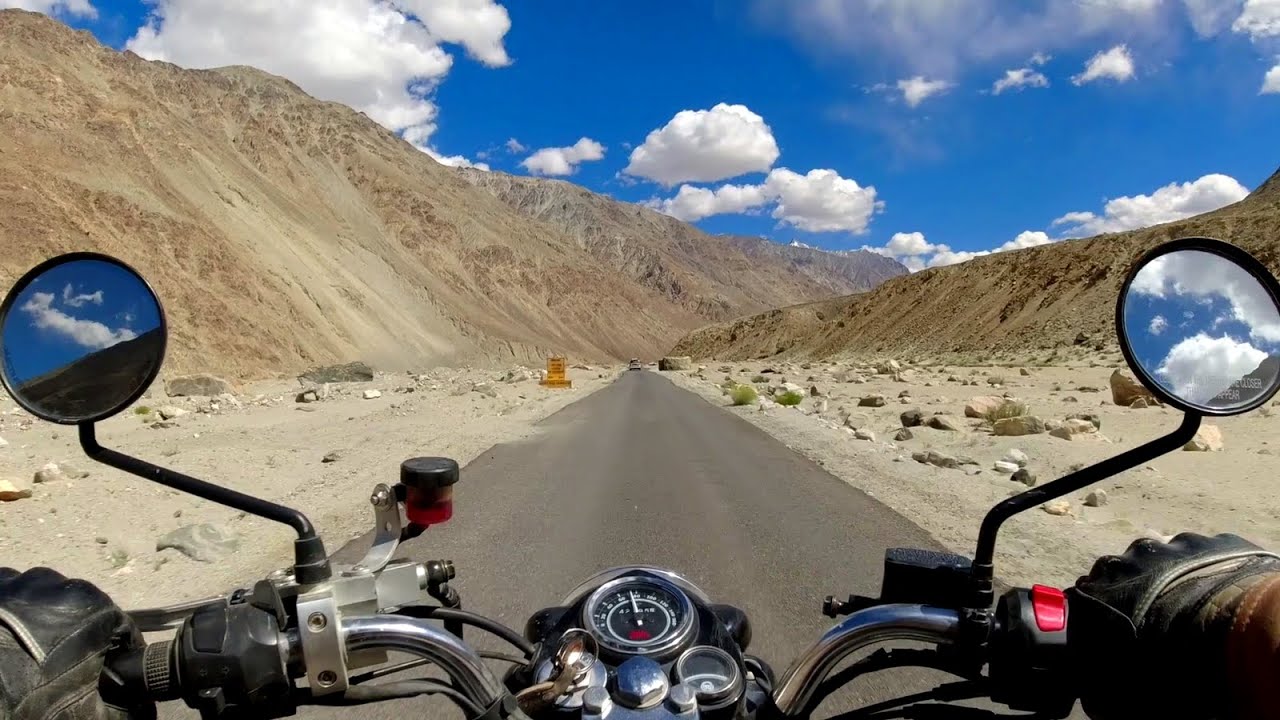 16) Himalayas 2023 day 8 - From Hunder to Pangong Tso (part 2)