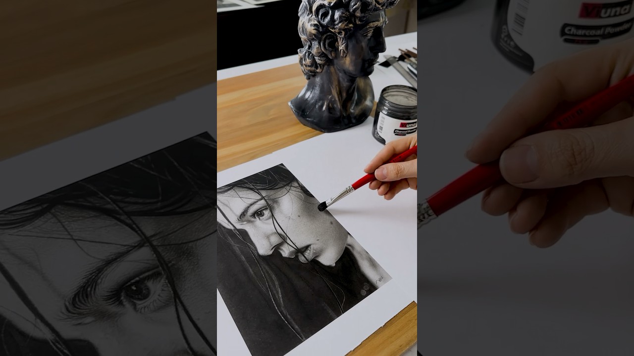 3 Secrets to Clean Charcoal Portraits ! #art #hyperrealism #drawing