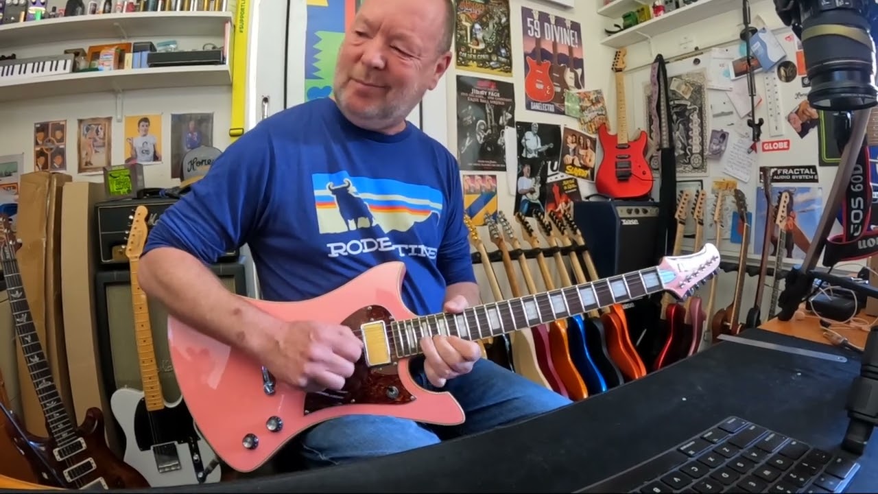 PureSalem Guitars: La Bruja MSP sneaky