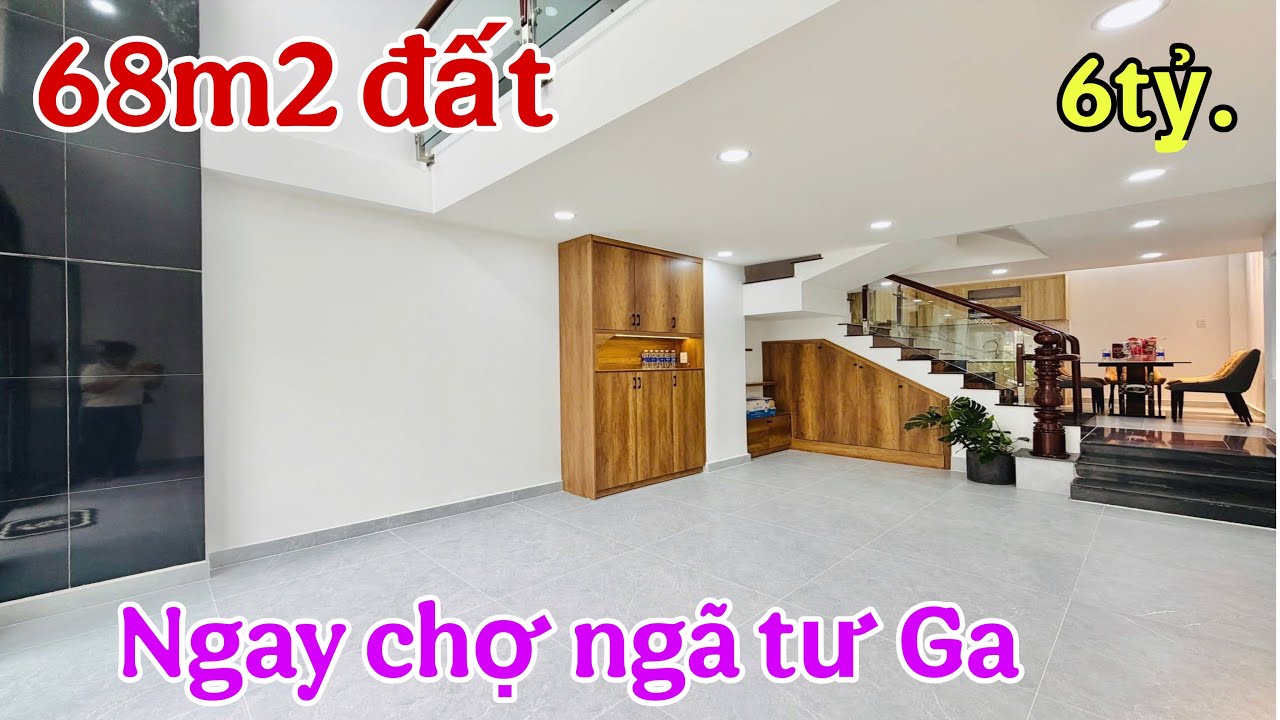 Bán nhanh ,bán gấp nhà đường to ngay khu vực chợ ngã tư Ga đông đúc, nhà có 4 phòng ngủ