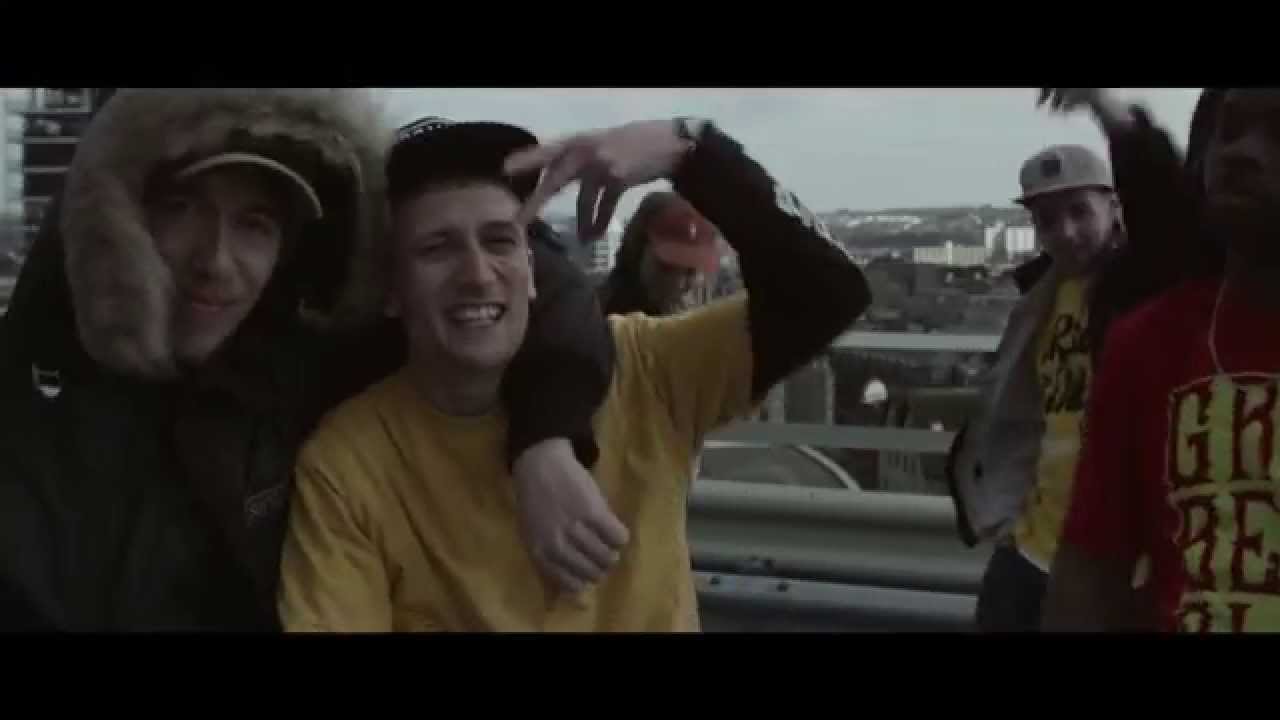 Joe Burn Ft. Deadly Hunta- Stand Up (Produced by Skitz) Official Video