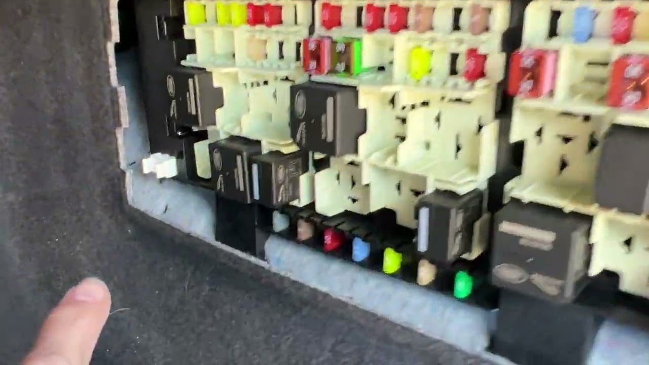 How to Remove and Replace the Airbag on a 2019 Jaguar F-PACE (Includes Secret Fuse Puller Location!)