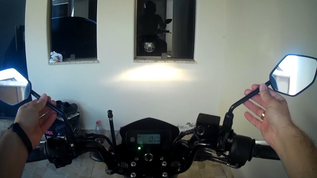 Como regular os retrovisores