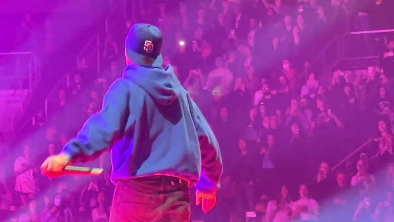 Justin Bieber - Holy (Live in San Jose) 03/02/2022