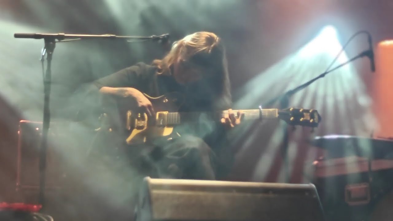 Hannah Frances - New Song Falling From (Live at le Grand Mix in Tourcoing, Sep 2025)