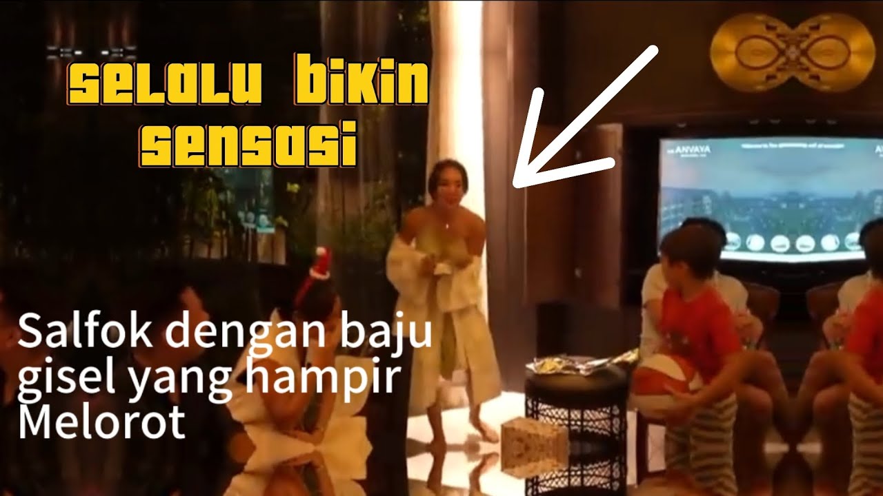 Pesona mama Gisel lomba joget di rumah jedar