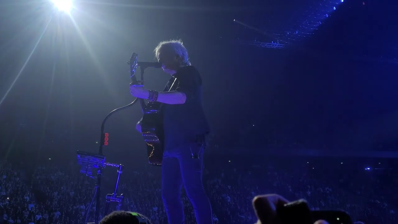 Indochine - Song For A Dream (Paris 07/03/2026)