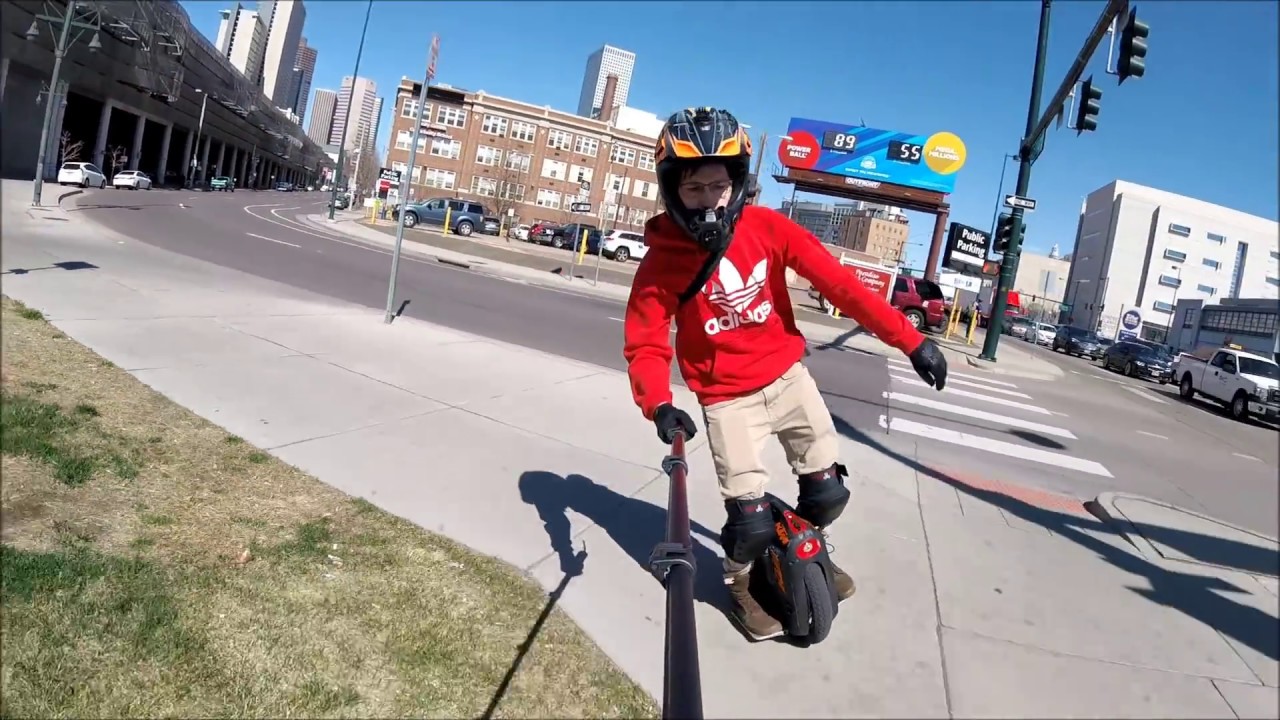 INTENSE FAST ELECTRIC UNICYCLE RIDE (PASSING CARS)
