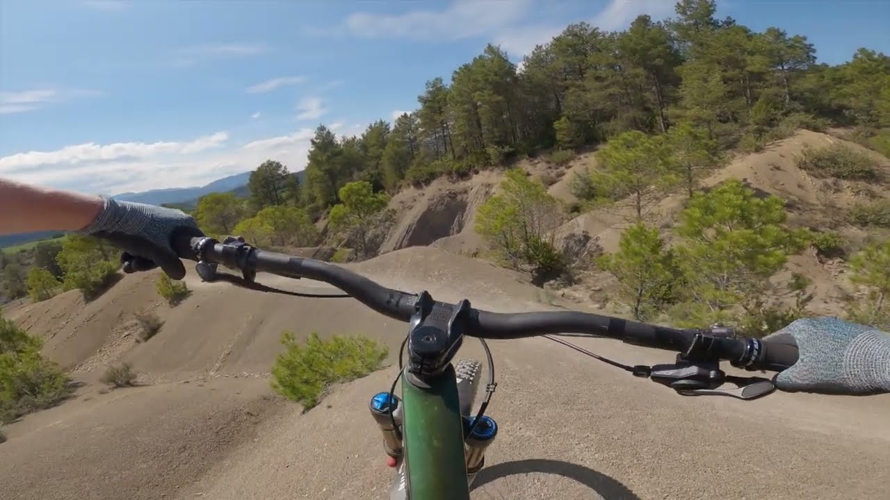 IS THIS THE BEST RIDING IN THE PYRENEES???
