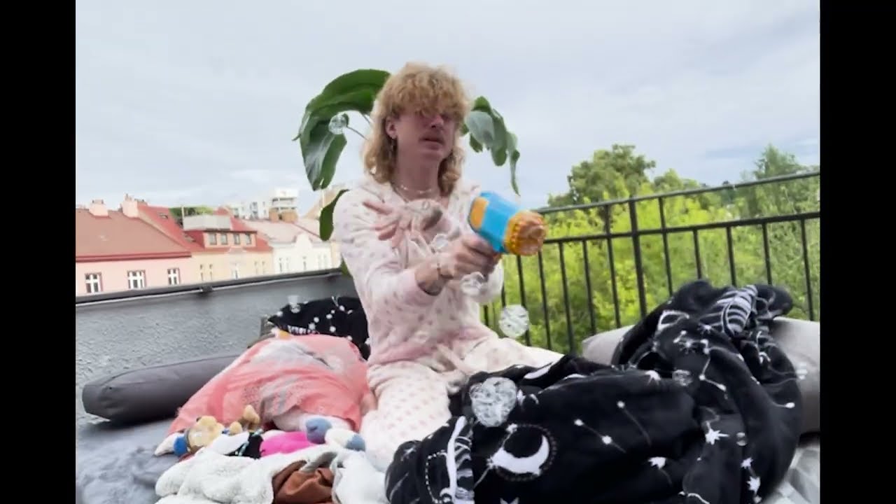 Vivere - bum bum bum (Official Video)