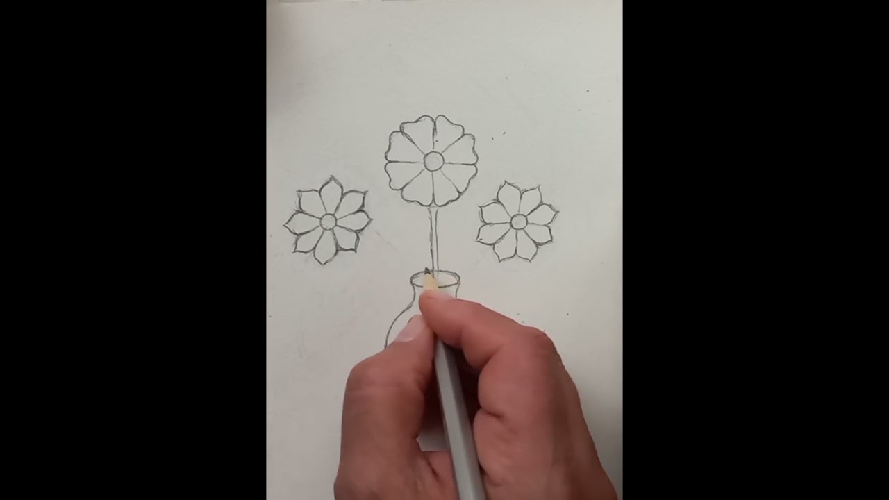Step-by-step tutorial on how to draw flowers with a vase using easy techniques #drawing #flower