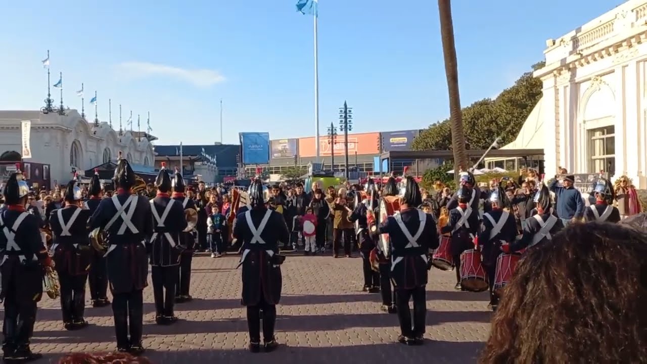 (VJPC 10 01 BP VX) Banda de la Polic&iacute;a. Tocando en la exposici&oacute;n. La Rural 2023. Argentina