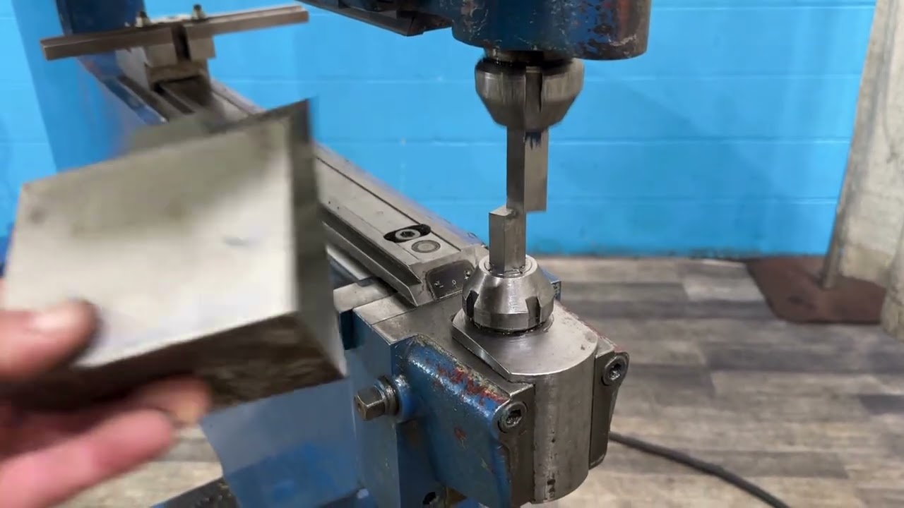 12 GA PULLMAX MODEL P3/3 NIBBLER: STOCK #79866