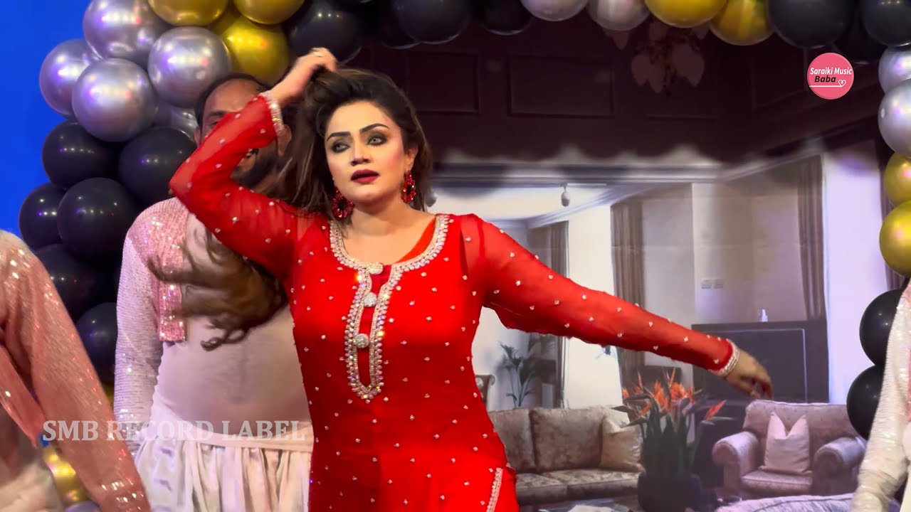 Feroza Ali Group Performance - Doven Meen Vich Ral Ke - Naseebo Lal Punjabi Song, SMB
