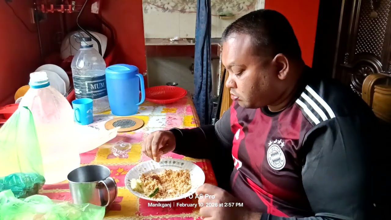আজকে দুপুরে কাচ্চি বিরিয়ানি খাচ্ছি।#