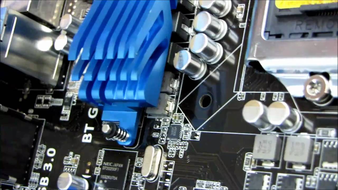 ASUS P8P67 Pro P67 LGA1155 Core i7 SLI Motherboard Unboxing & First Look Linus Tech Tips