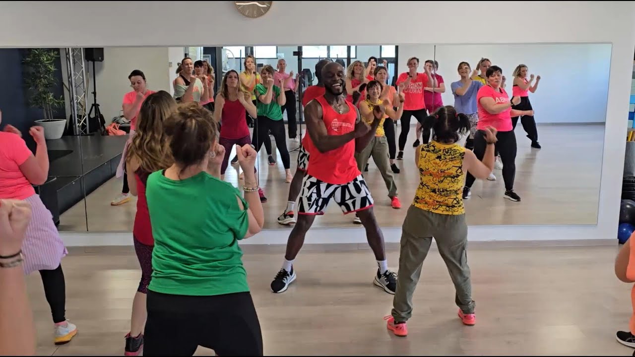 ZUMBA CLASS  AFRO- SOBARIS - Tour de garde - / Belmondo Fitness